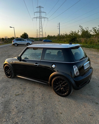 MINI Cooper S cena 11999 przebieg: 205000, rok produkcji 2003 z Wieliczka małe 211
